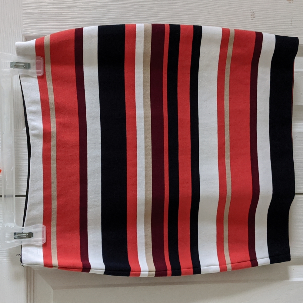 Ann Taylor Petite Elastic Waist Stretch Skirt